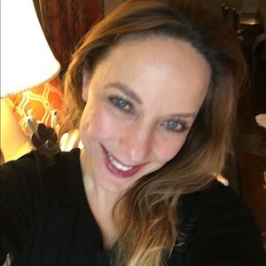 Meet your Posher, Angi